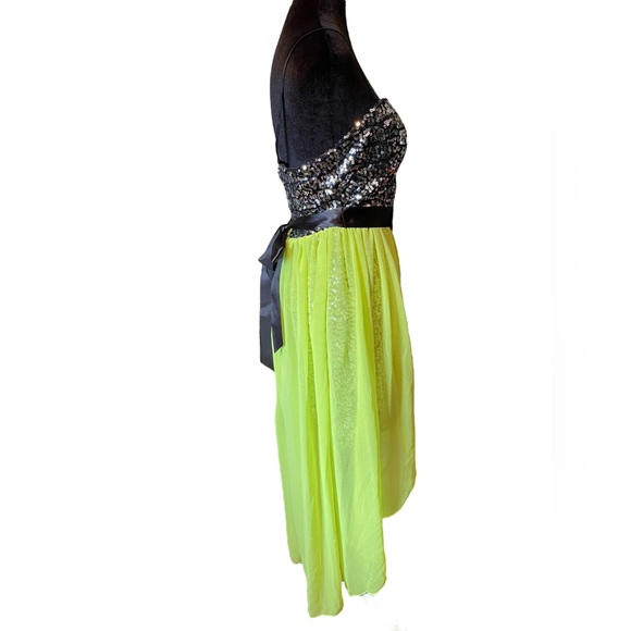 NEW City Studio Neon Yellow Metallic Silver Sequin Hi Lo Bustier Formal Dress - Picture 4 of 8